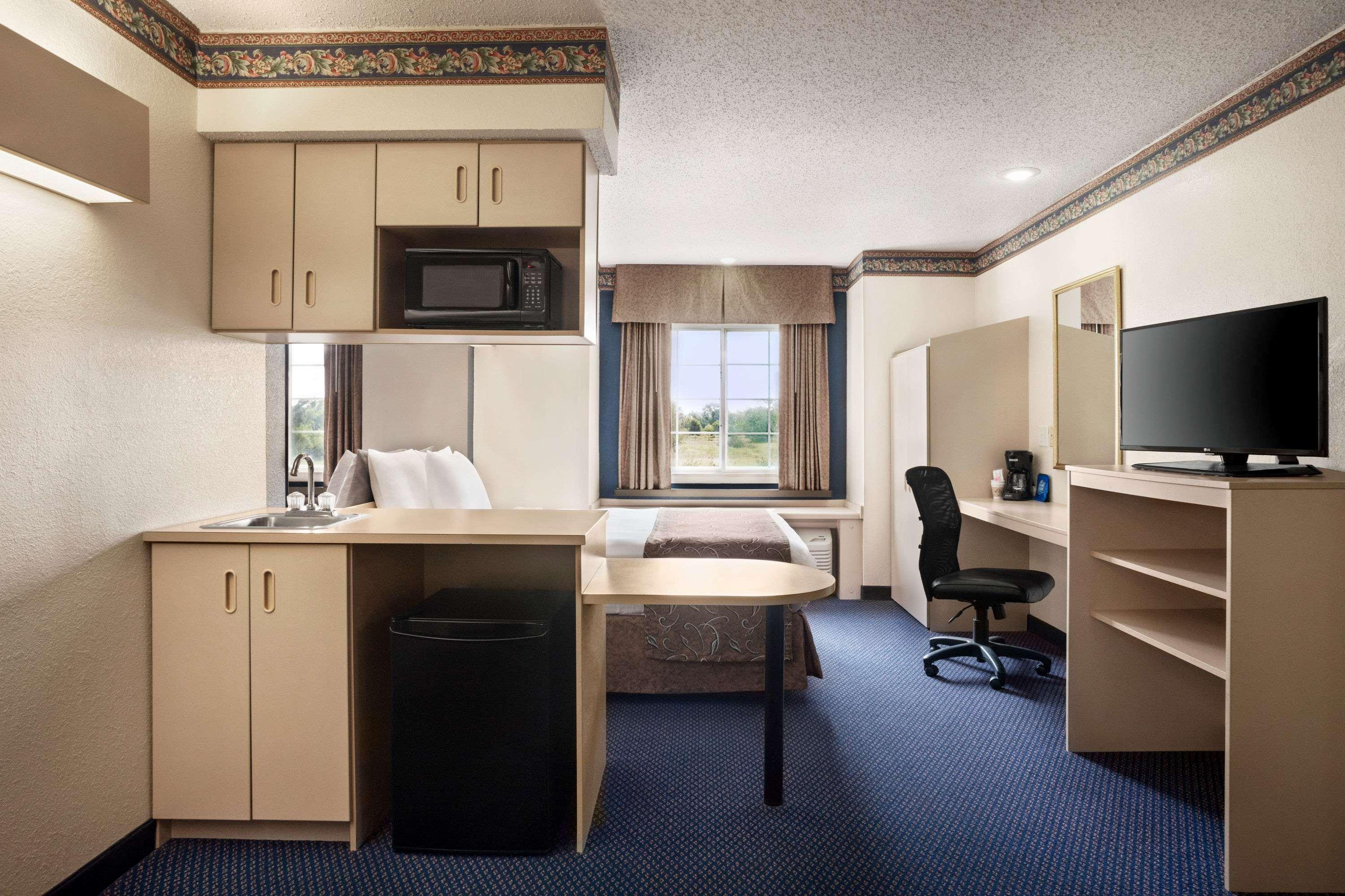 Travelodge By Wyndham Fort Scott Buitenkant foto