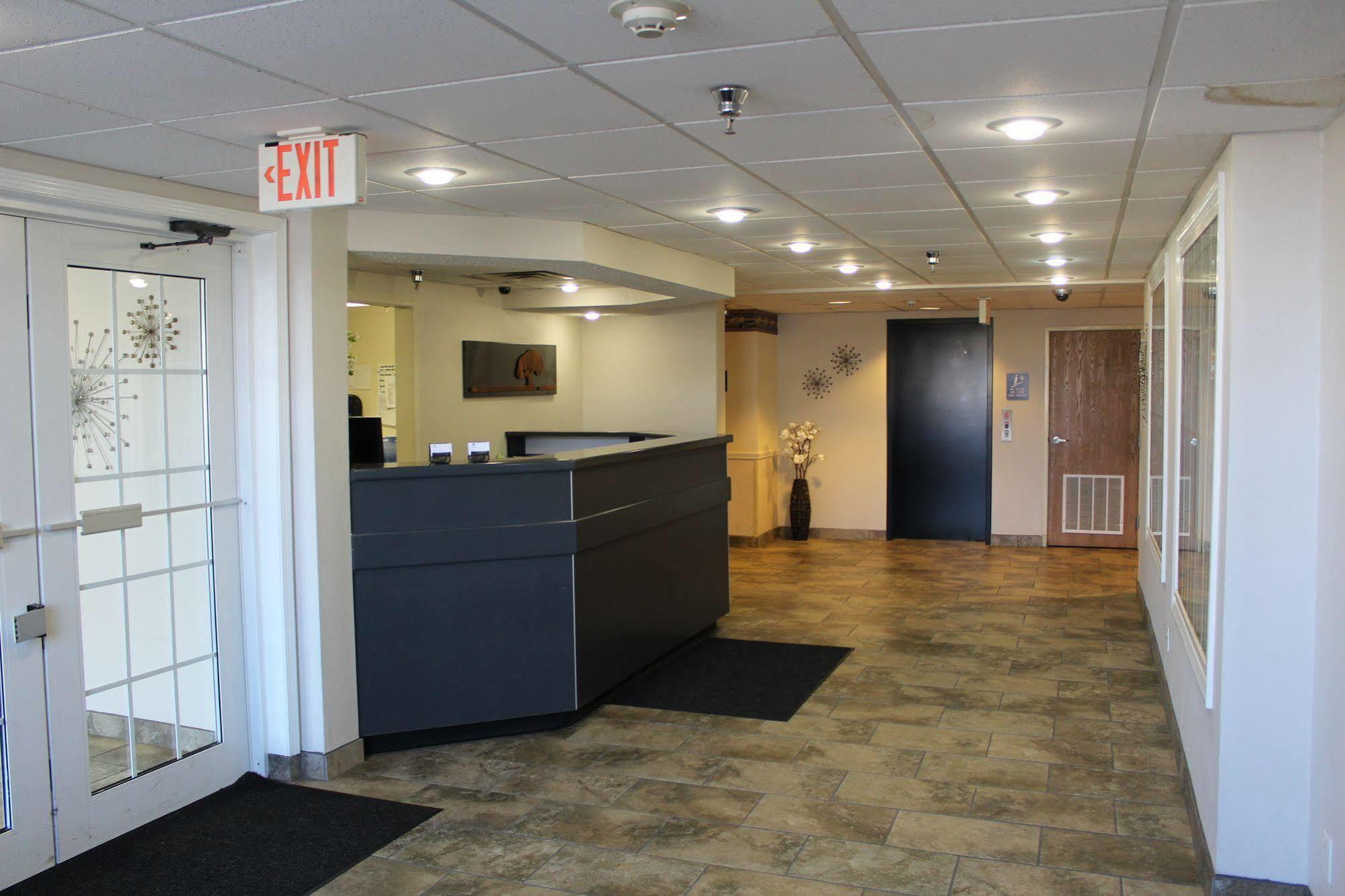 Travelodge By Wyndham Fort Scott Buitenkant foto