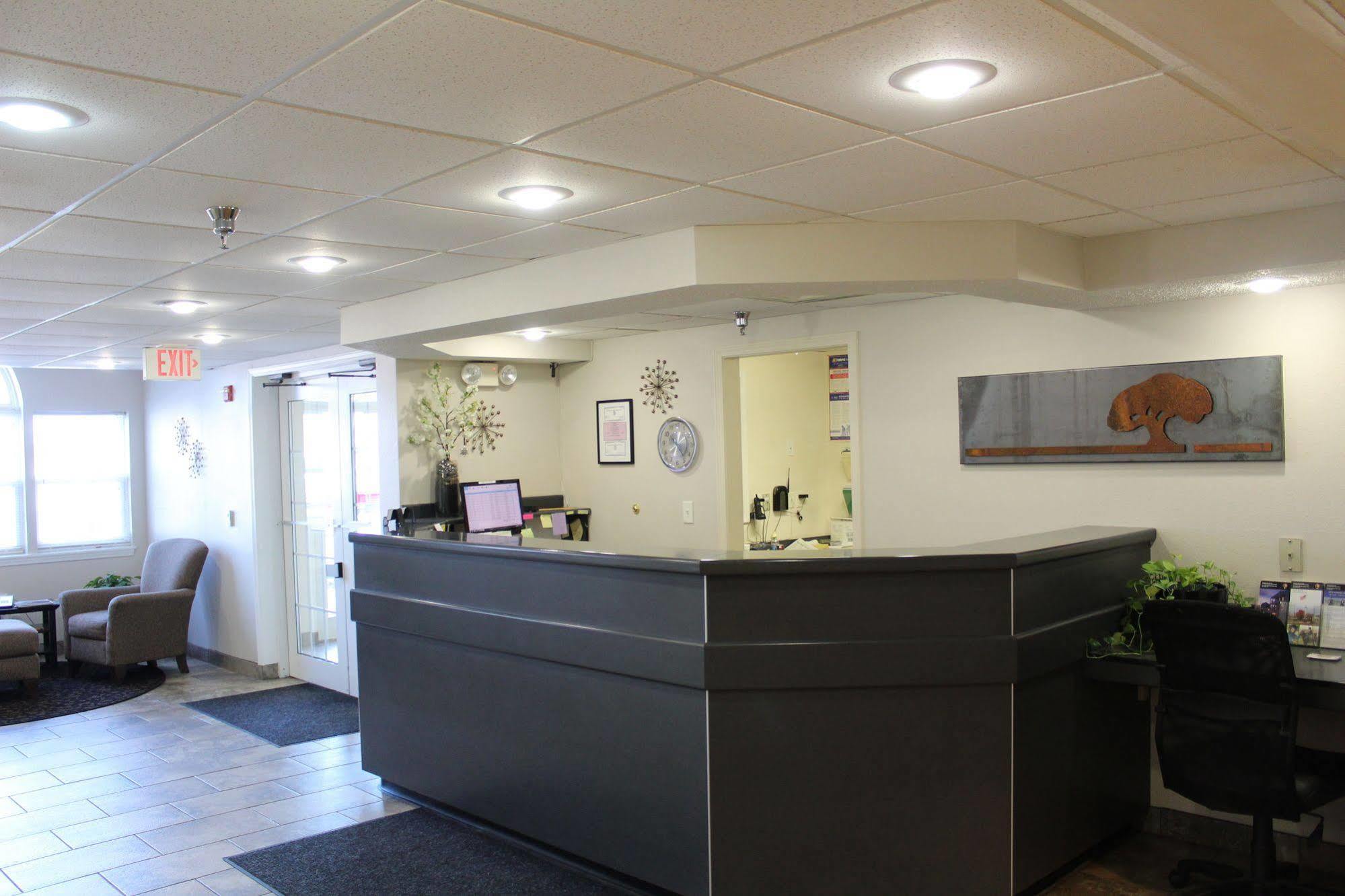 Travelodge By Wyndham Fort Scott Buitenkant foto