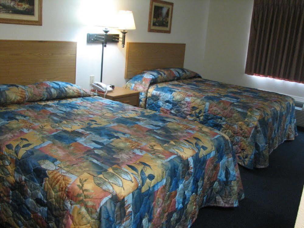 Travelodge By Wyndham Fort Scott Buitenkant foto