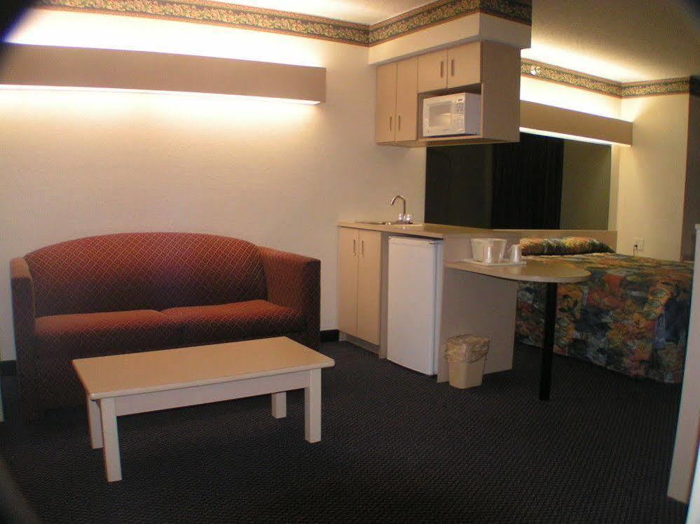 Travelodge By Wyndham Fort Scott Buitenkant foto